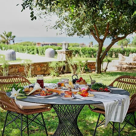 فندق فلو داتكا سيرف آند بيتش 3*